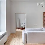 Spacious 2-bedroom Flat In Old Town By Urban Rent * Vilnius