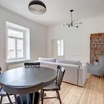 Apartment Spacious 2-bedroom Flat In Old Town By Urban Rent Vilnius