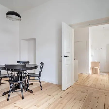 Spacious 2-bedroom Flat In Old Town By Urban Rent Apartamento Vilnius