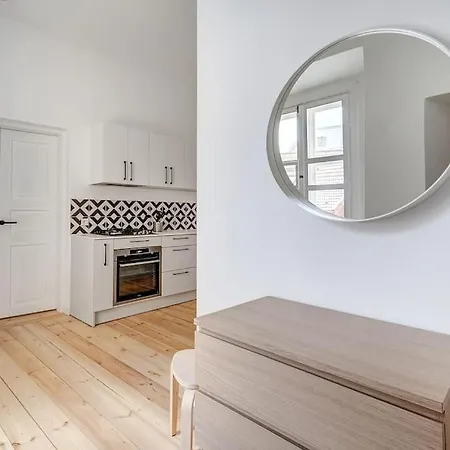 Apartment Spacious 2-bedroom Flat In Old Town By Urban Rent Vilnius