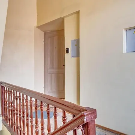 Spacious 2-bedroom Flat In Old Town By Urban Rent Vilnius