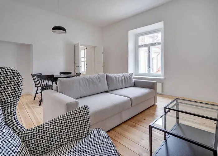 Spacious 2-bedroom Flat In Old Town By Urban Rent Apartmán Vilnius