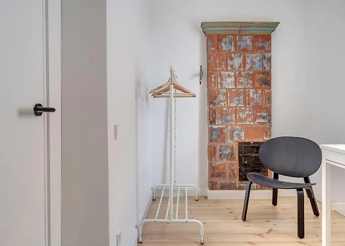 Spacious 2-bedroom Flat In Old Town By Urban Rent Apartmán *