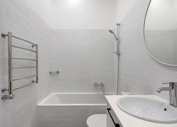 Spacious 2-bedroom Flat In Old Town By Urban Rent Wilno