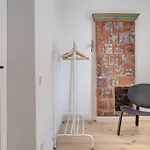 Spacious 2-bedroom Flat In Old Town By Urban Rent Διαμέρισμα *