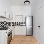 Spacious 2-bedroom Flat In Old Town By Urban Rent * Βίλνιους