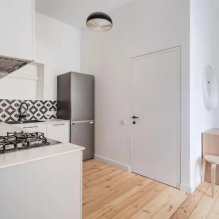 Spacious 2-bedroom Flat In Old Town By Urban Rent * Вильнюс