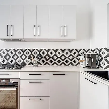 Spacious 2-bedroom Flat In Old Town By Urban Rent Апартаменты Вильнюс