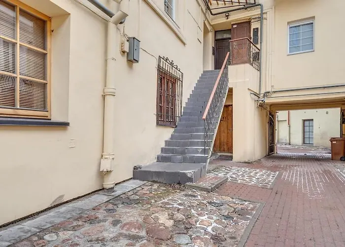 Apartamento Spacious 2-bedroom Flat In Old Town By Urban Rent *